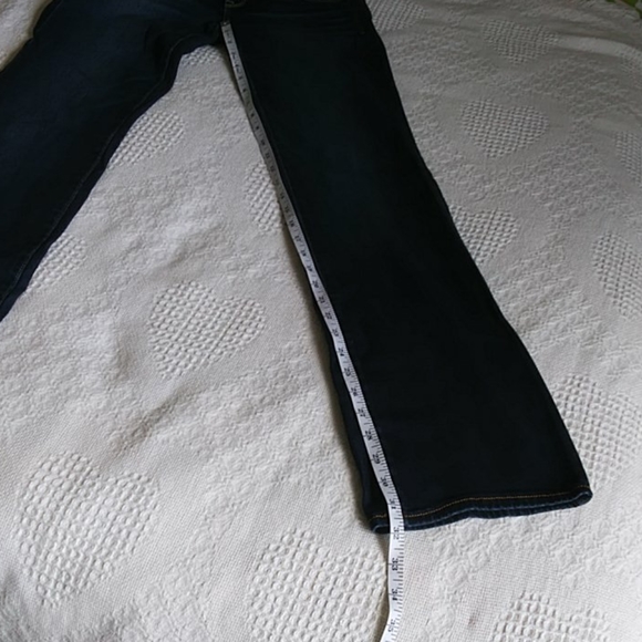 AE low-rise slim boot-cut jeans Size 4 - Picture 8 of 11